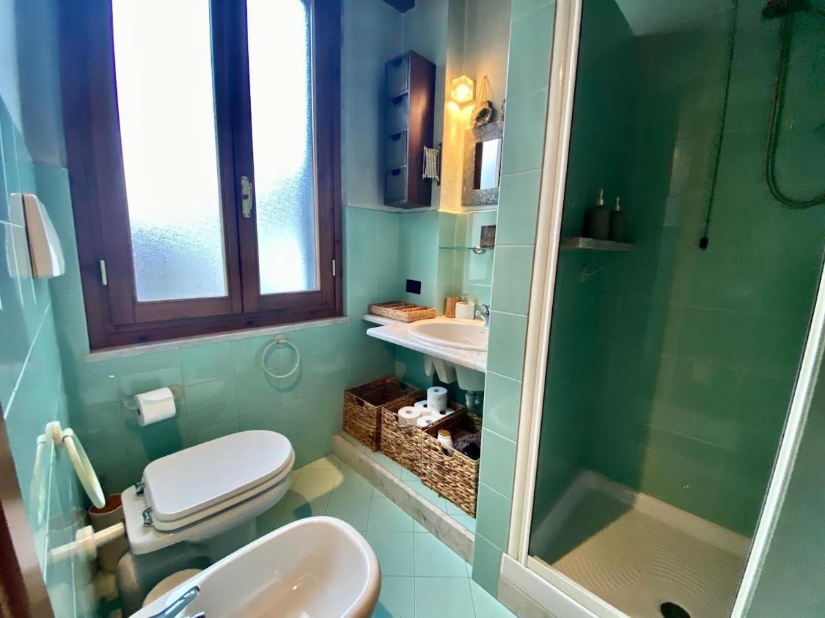 Piccolo Rifugio Con Parcheggio Privato Gratuito Apartment Бергамо Екстериор снимка